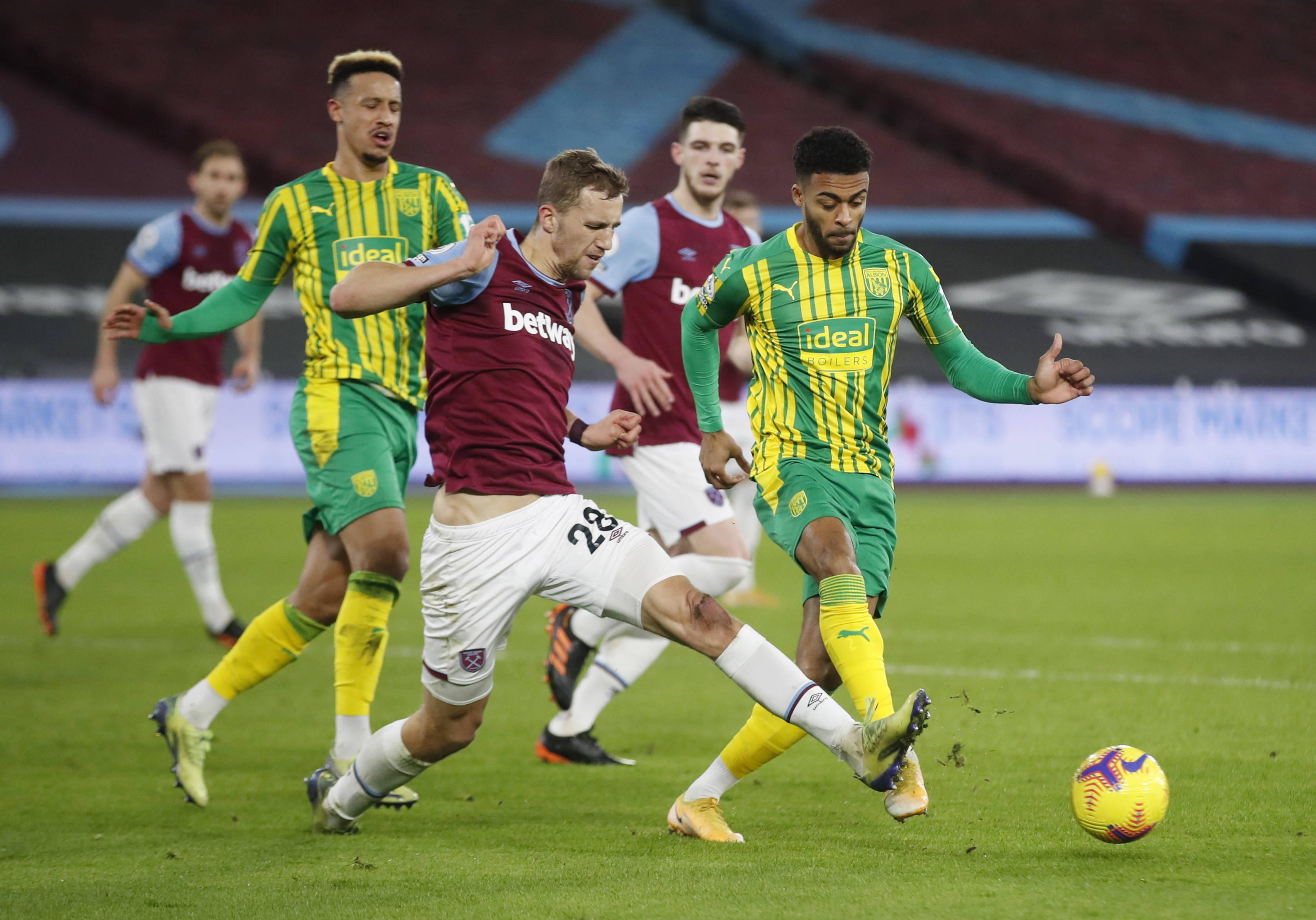 更体现了他 更体现了他