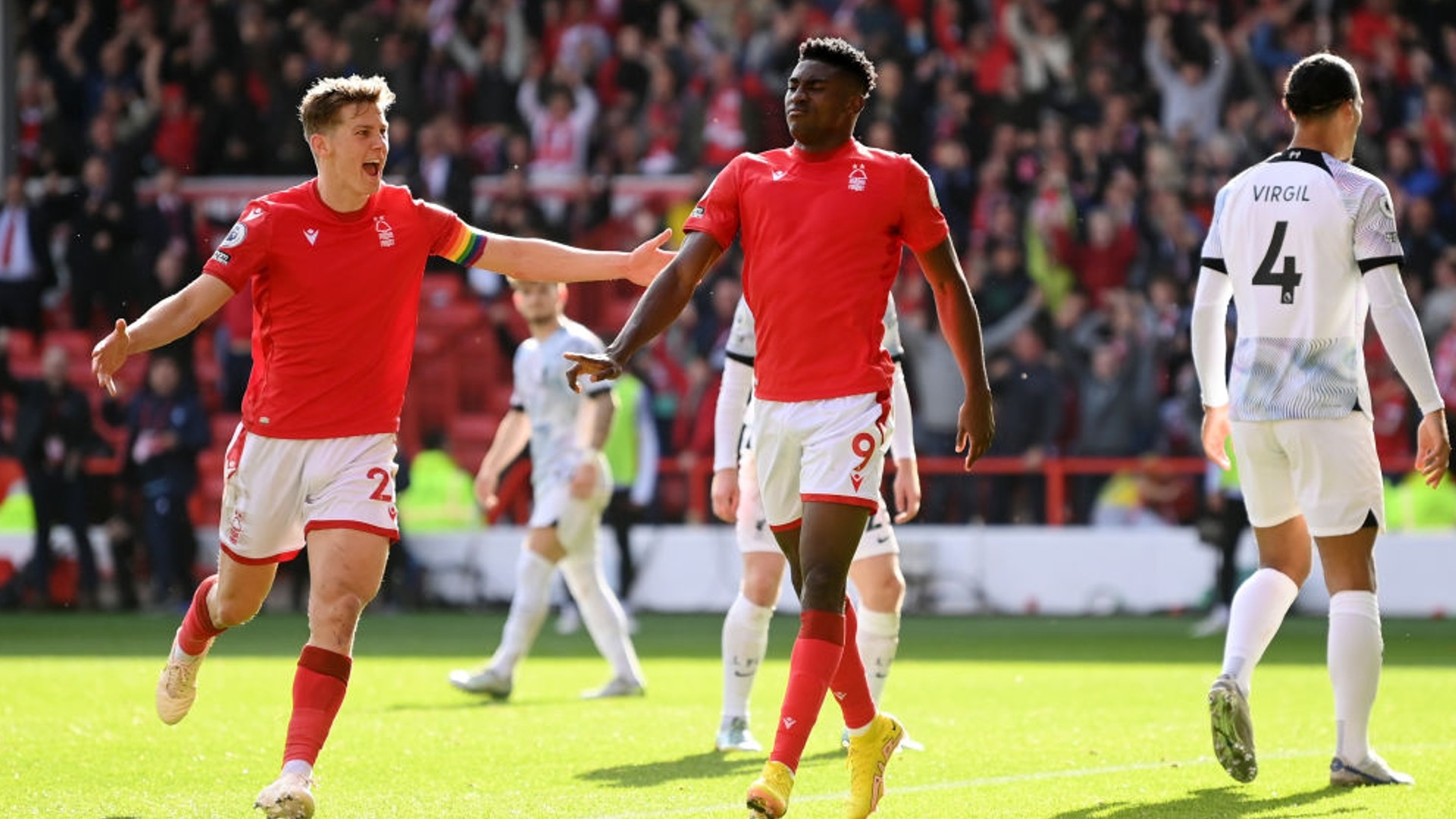 他以稳定的 他以稳定的